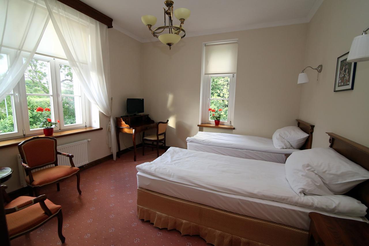 Dwor Bieland Bed and Breakfast Elbląg Eksteriør billede