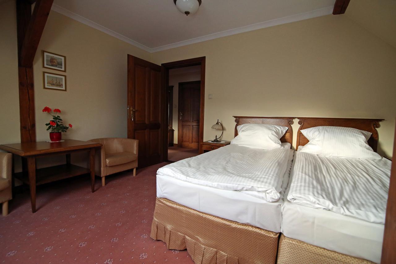 Dwor Bieland Bed and Breakfast Elbląg Eksteriør billede