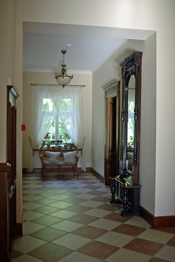 Dwor Bieland Bed and Breakfast Elbląg Eksteriør billede