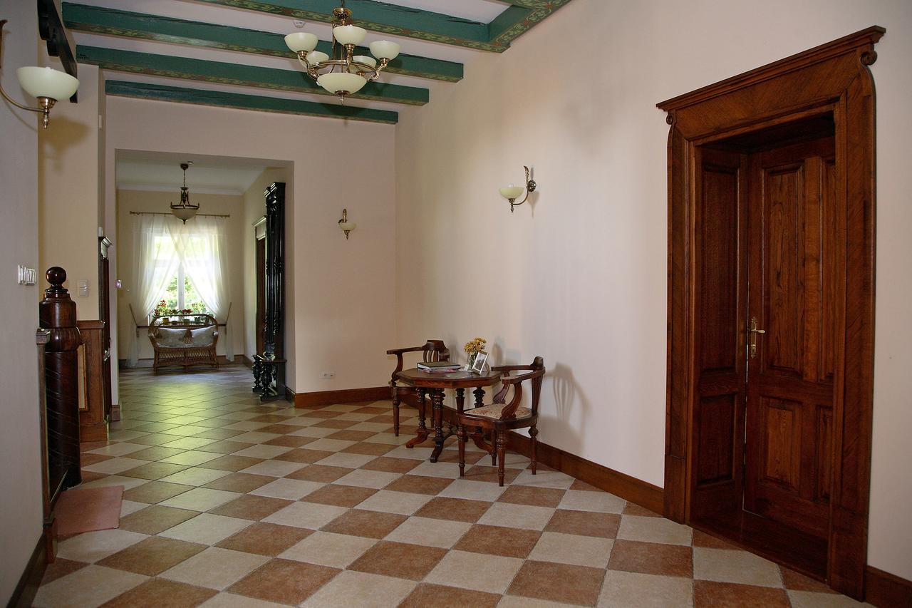 Dwor Bieland Bed and Breakfast Elbląg Eksteriør billede