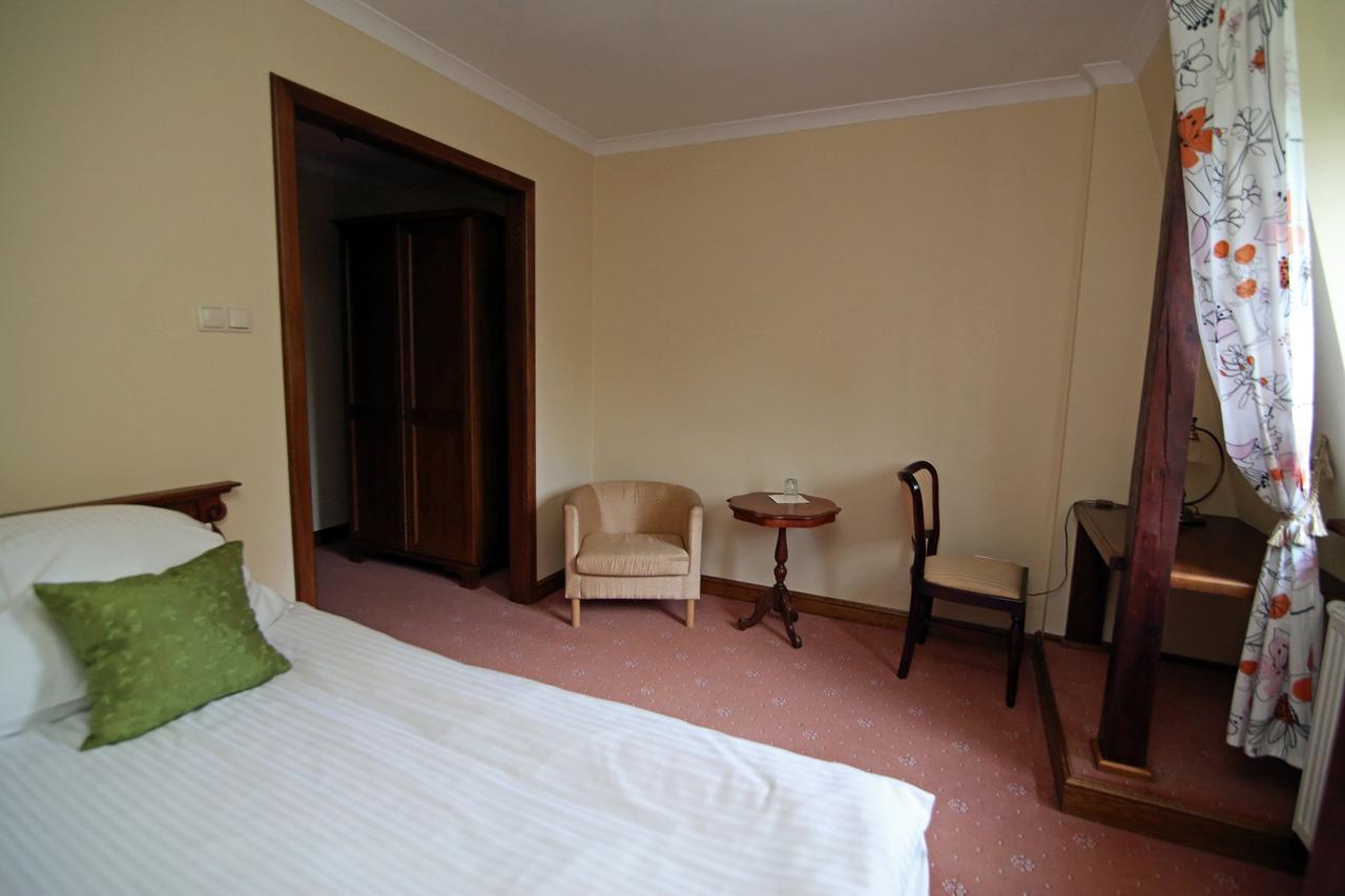Dwor Bieland Bed and Breakfast Elbląg Eksteriør billede