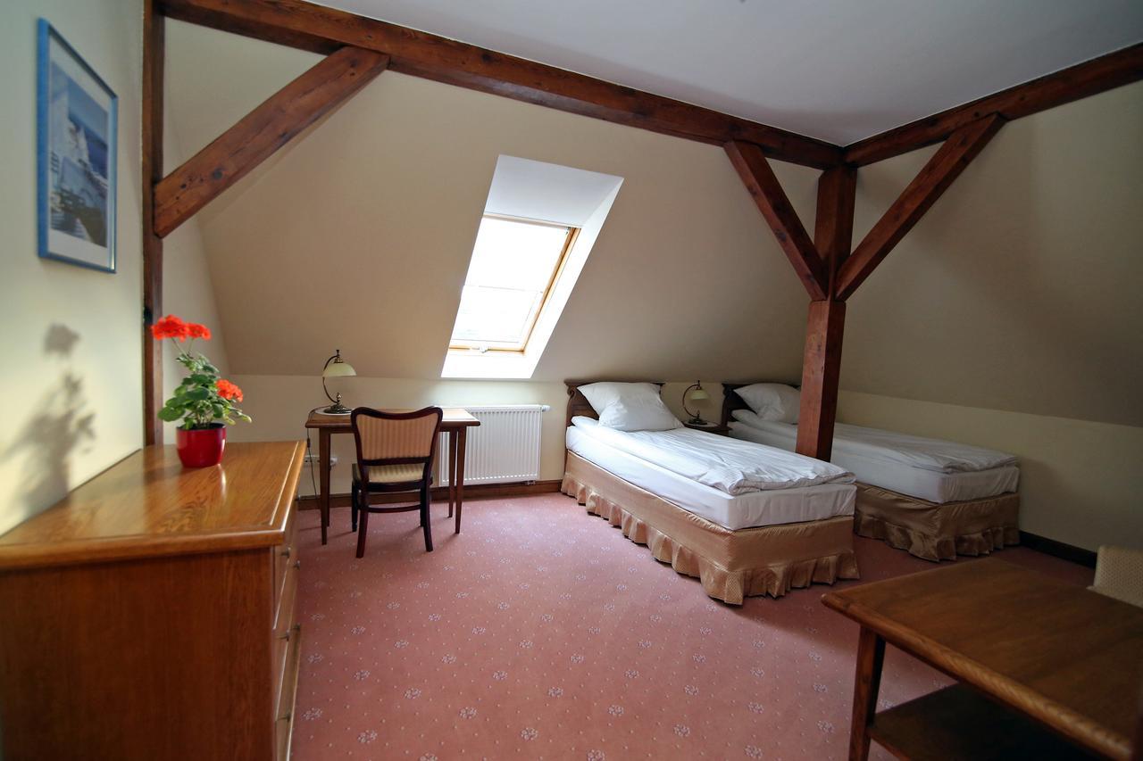 Dwor Bieland Bed and Breakfast Elbląg Eksteriør billede