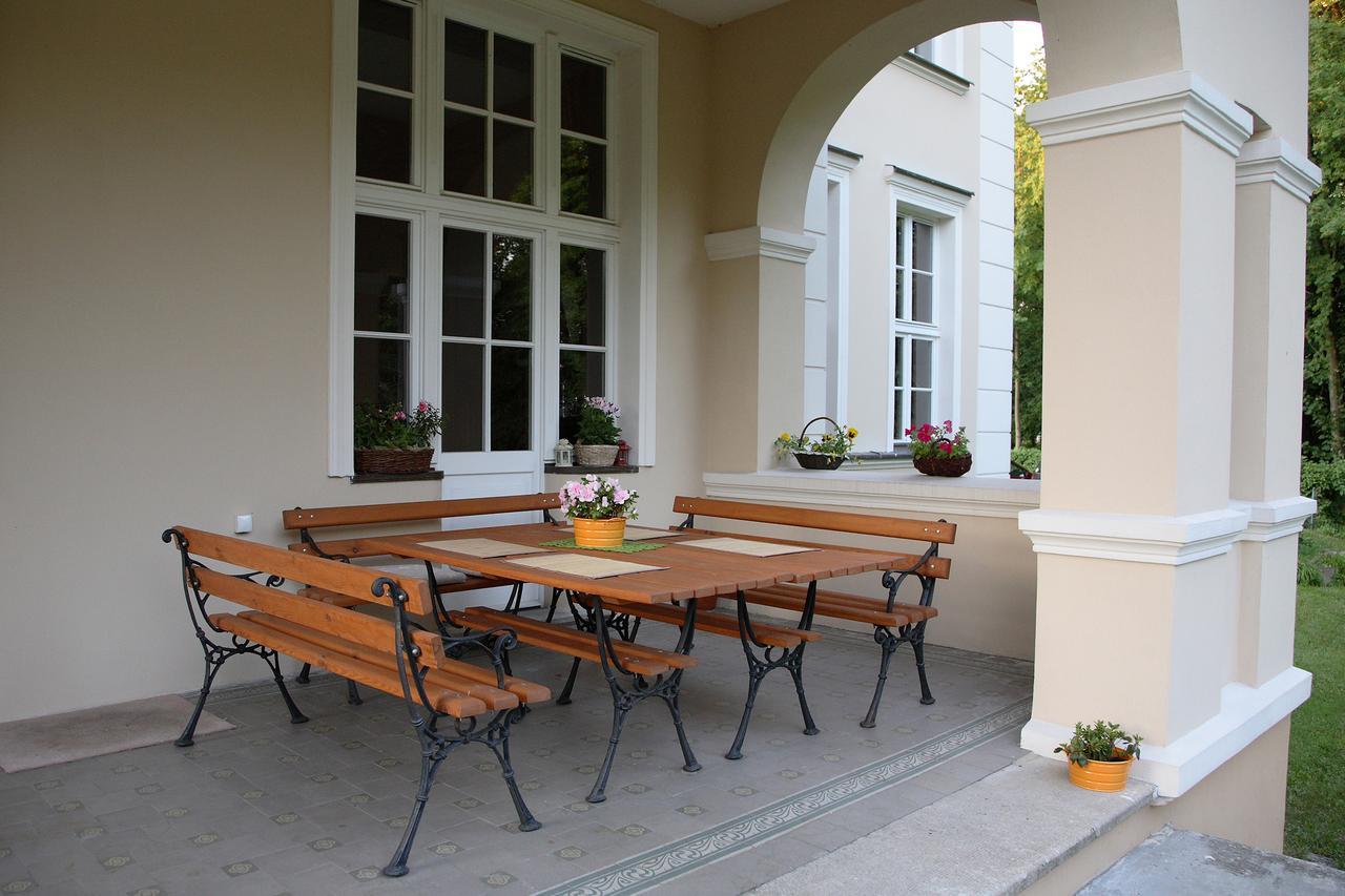 Dwor Bieland Bed and Breakfast Elbląg Eksteriør billede